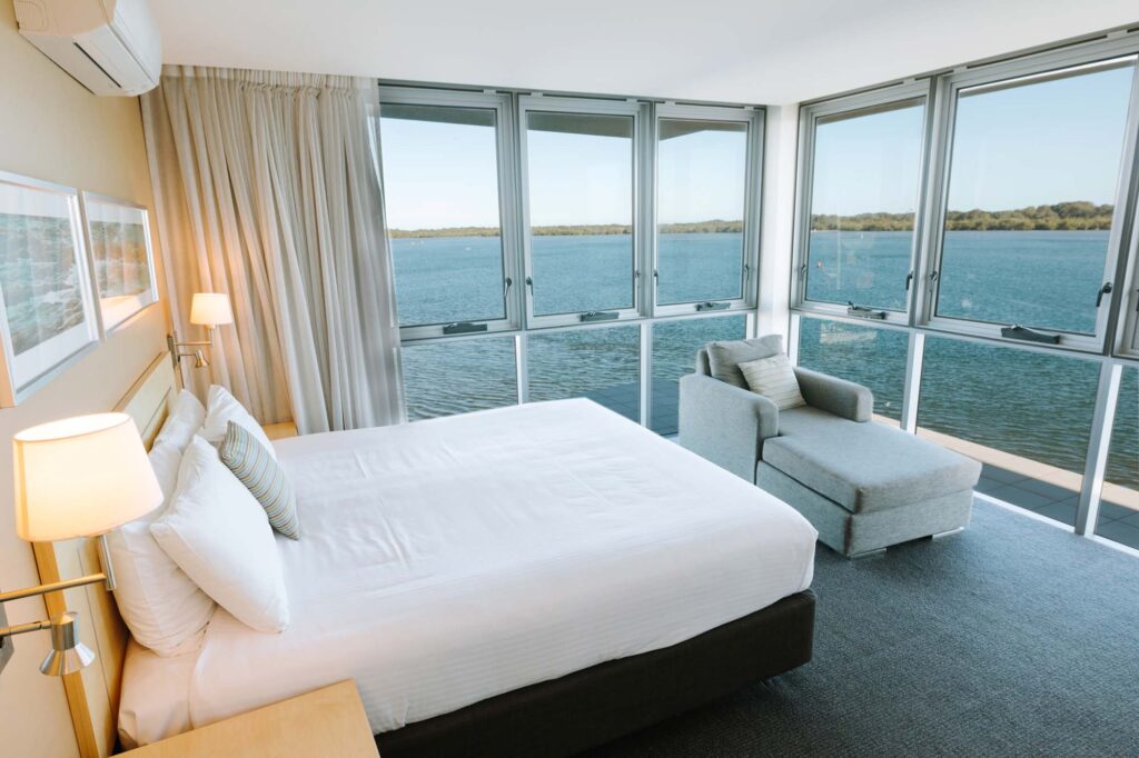Ballina hotel bedroom room with water views